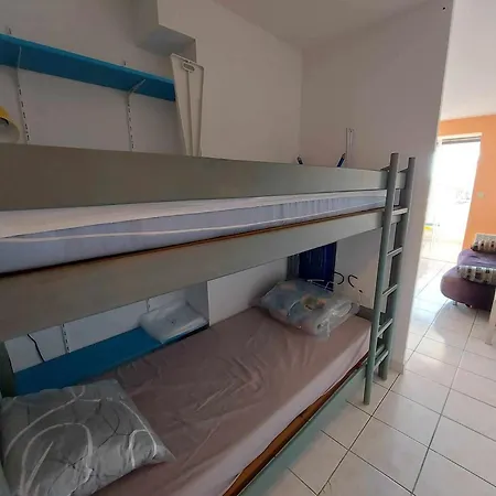 Lumineux 2 Pieces Avec Terrasse, A 50m De La Plage, 6 Couchages, 34300 Agde - Fr-1-423-177