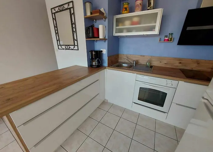 Апартаменты Lumineux 2 Pieces Avec Terrasse, A 50m De La Plage, 6 Couchages, 34300 Agde - Fr-1-423-177