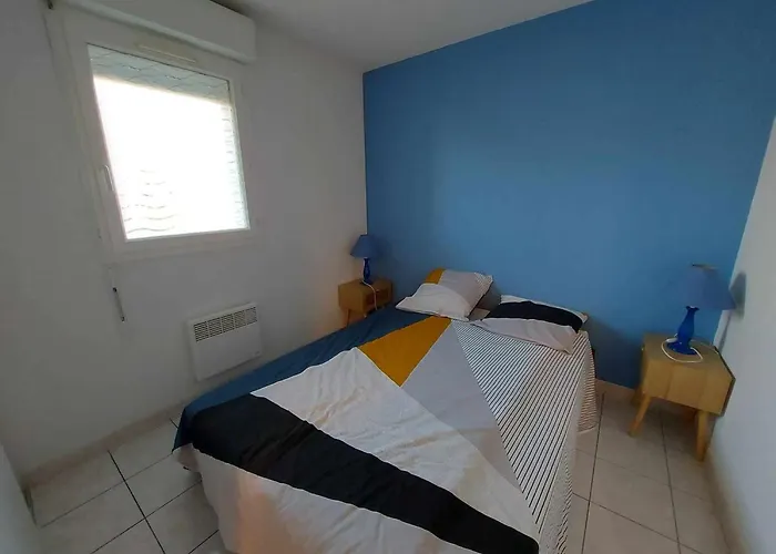 Lumineux 2 Pieces Avec Terrasse, A 50m De La Plage, 6 Couchages, 34300 Agde - Fr-1-423-177 Апартаменты *